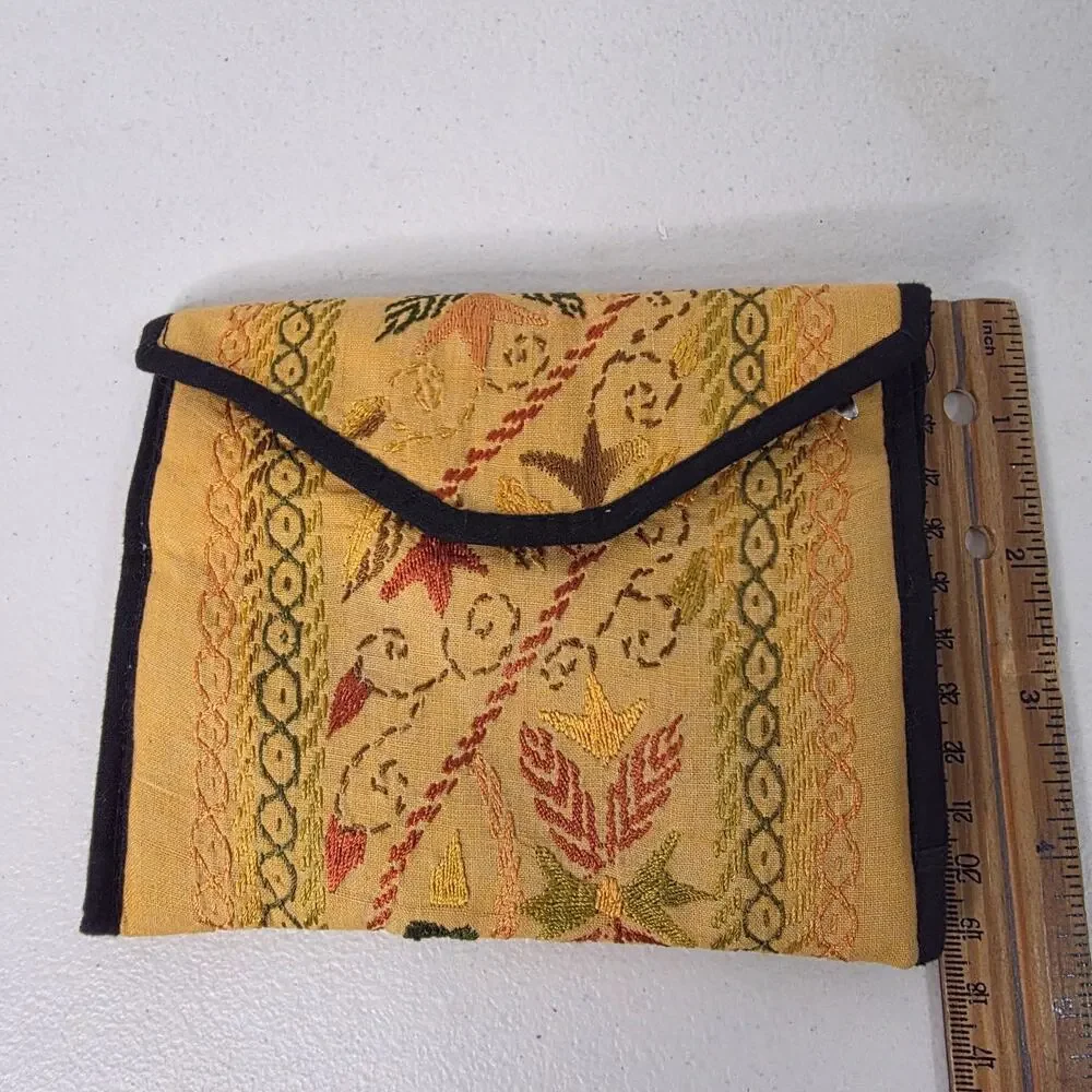 Vintage Embroidered Fabric Wallet Coin Purse Floral Foldover Snap Pouch Boho